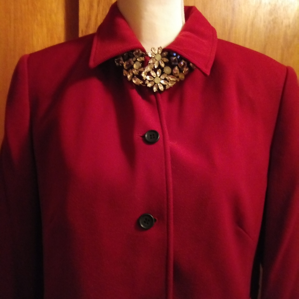 Like New!!!Rafael Drk Red 2 pc Skirt znd Jacket